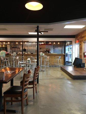 Daytona Pizza & Wing Co